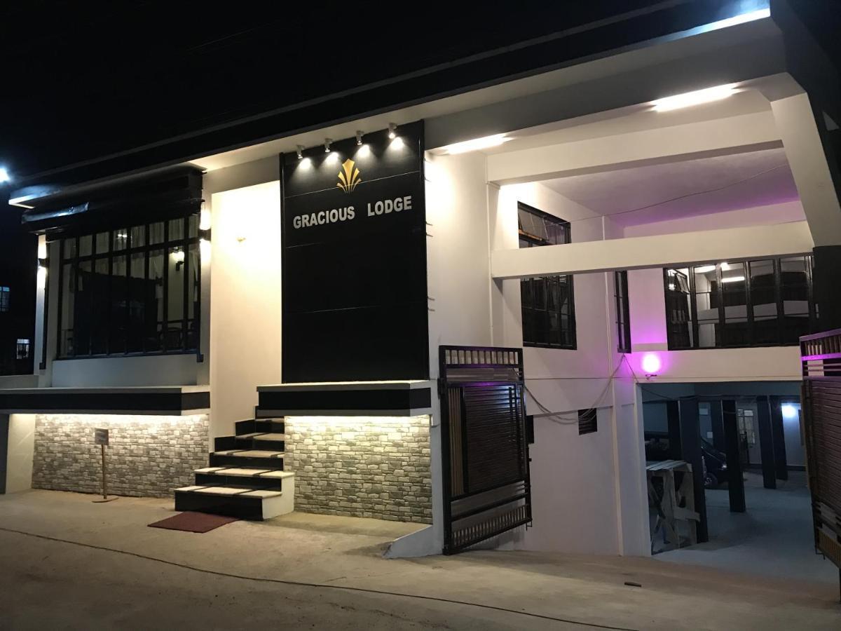 Gracious Lodge 실롱 외부 사진
